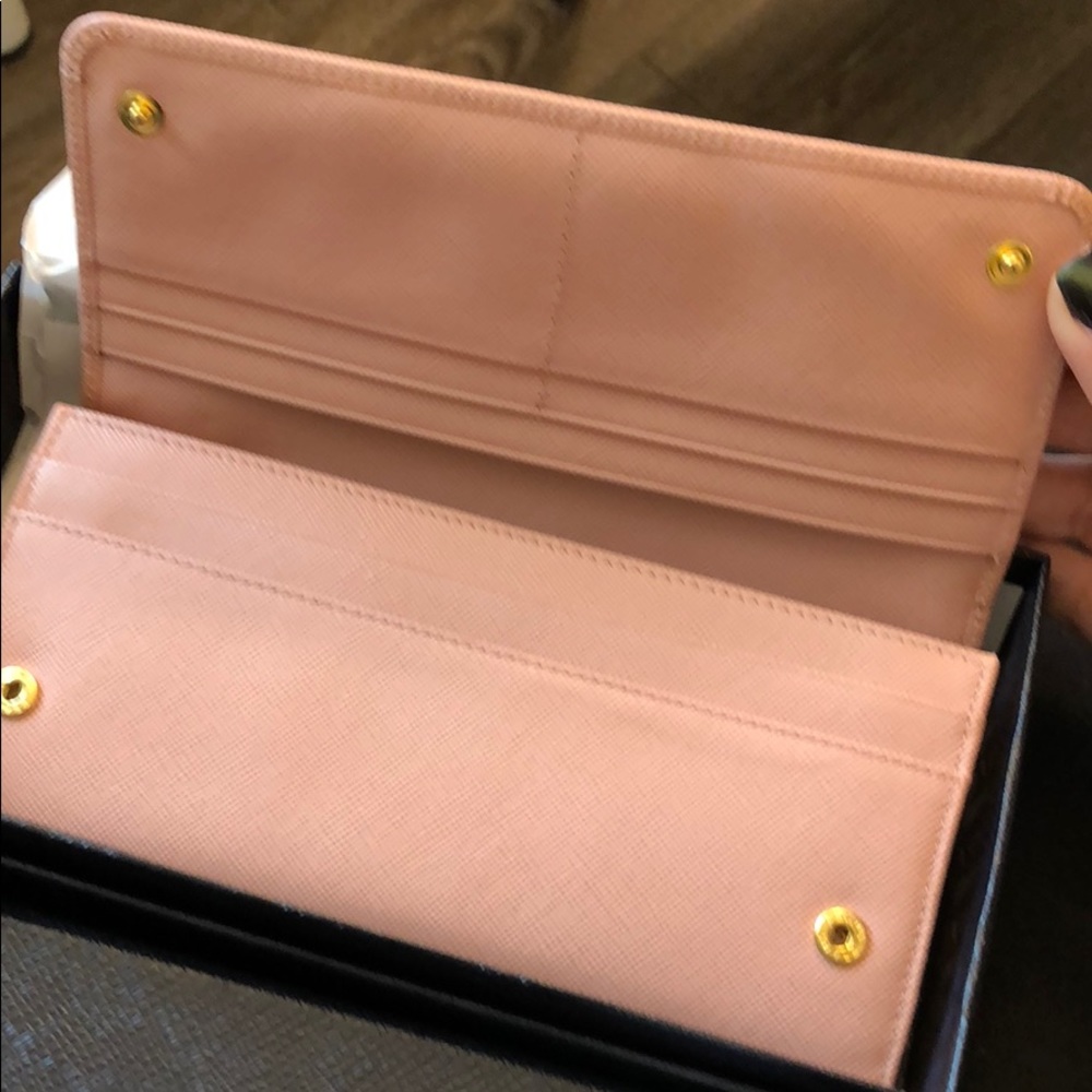 Prada women’s wallets with bow - Picture 7 of 11